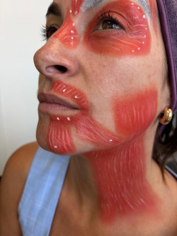 Drawing of muscles on ladies face